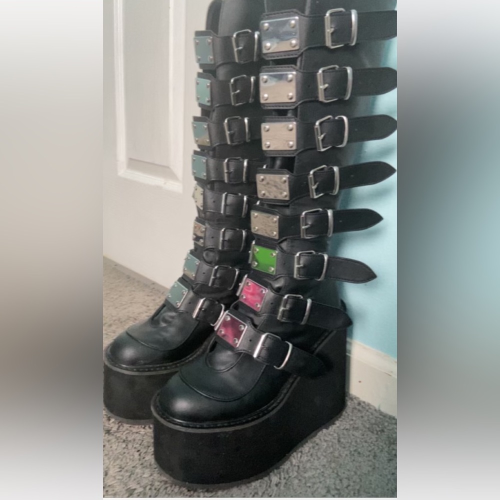 Damn Destiny platform boots